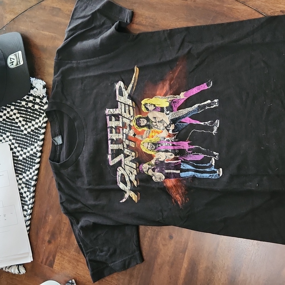 Steel Panther tour tshirt in small
